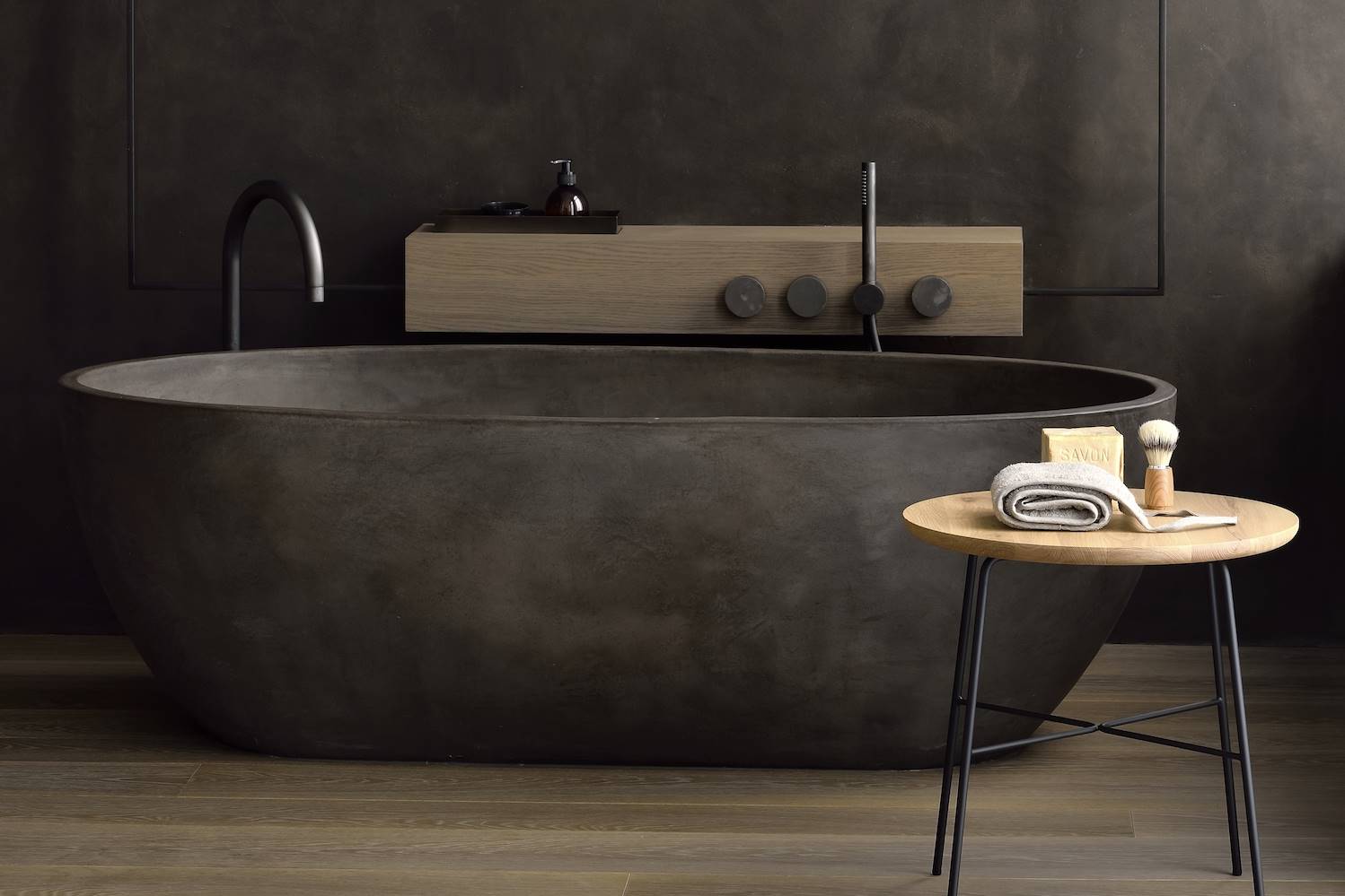 [02] En aseo y baños